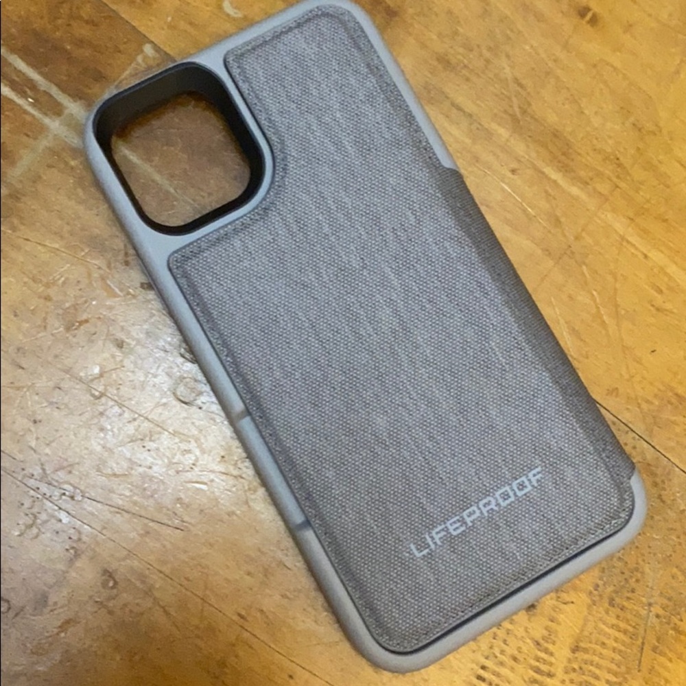 Lifeproof Case